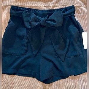 Women’s extra small black shorts